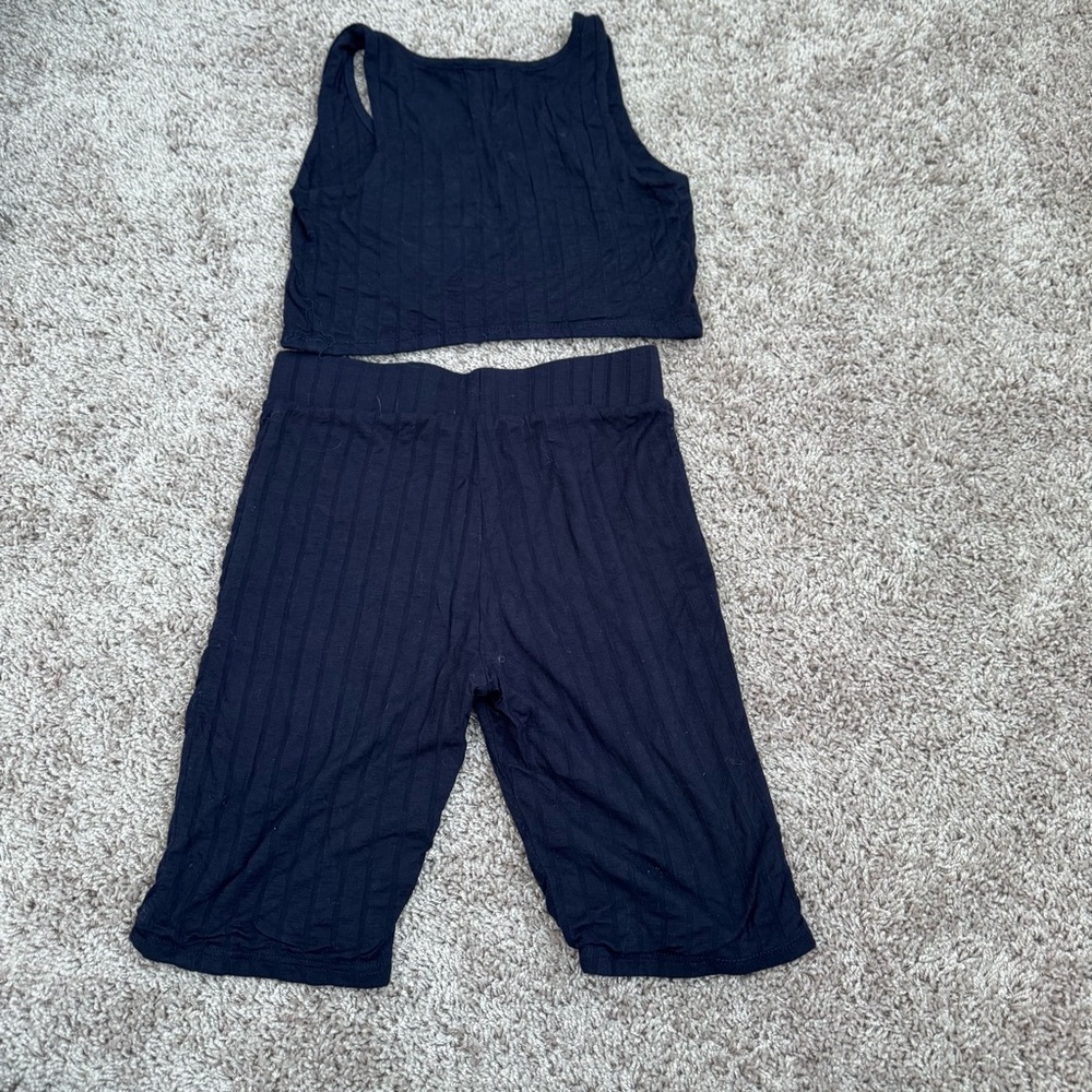 Two piece Ribbed Shorts Set - Picture 4 of 4